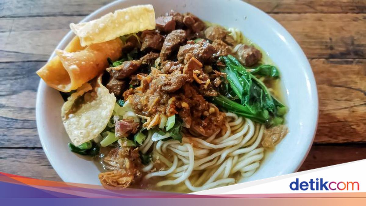 Mie Ayam Bu Murni: Rahasia Rasa yang Bikin Cilacap Kembali Ke Rumah